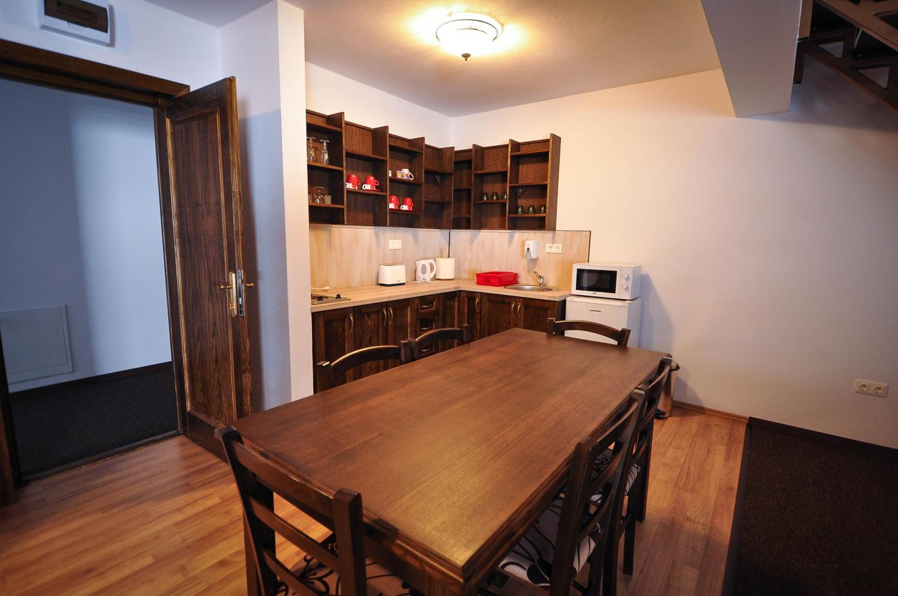 Studio Apartment photo 1