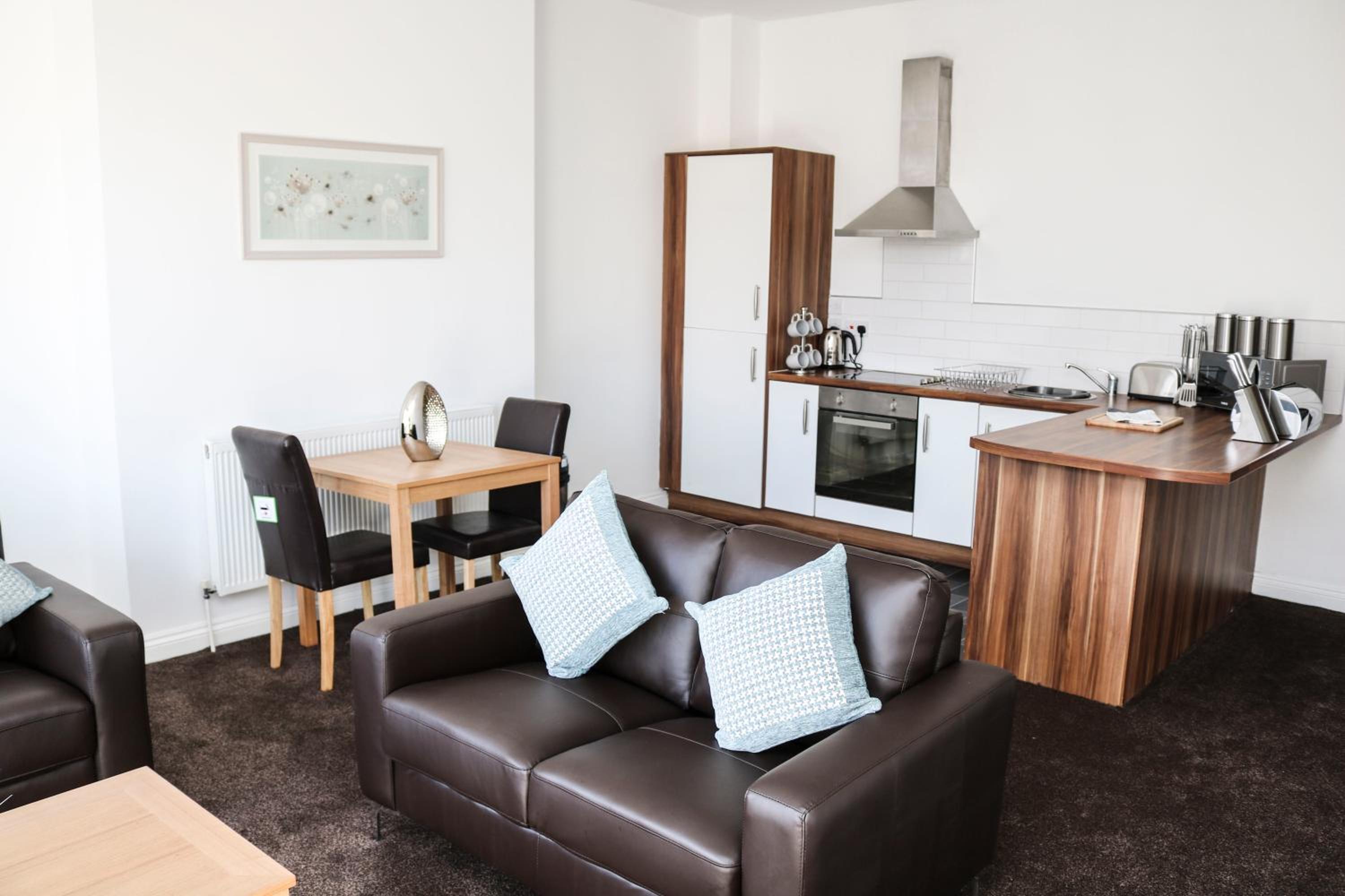Apartment photo 2