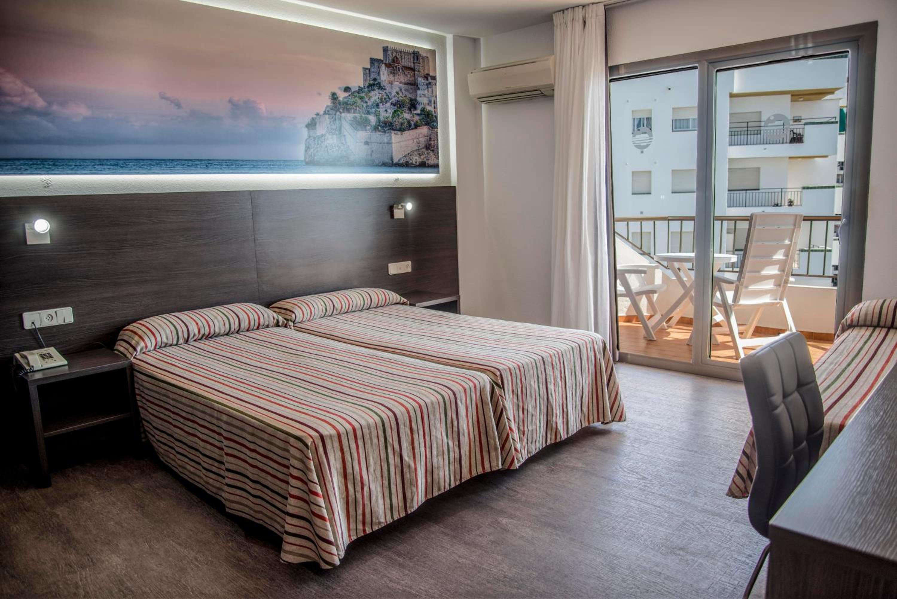 Triple Room (3 Adults) photo 2