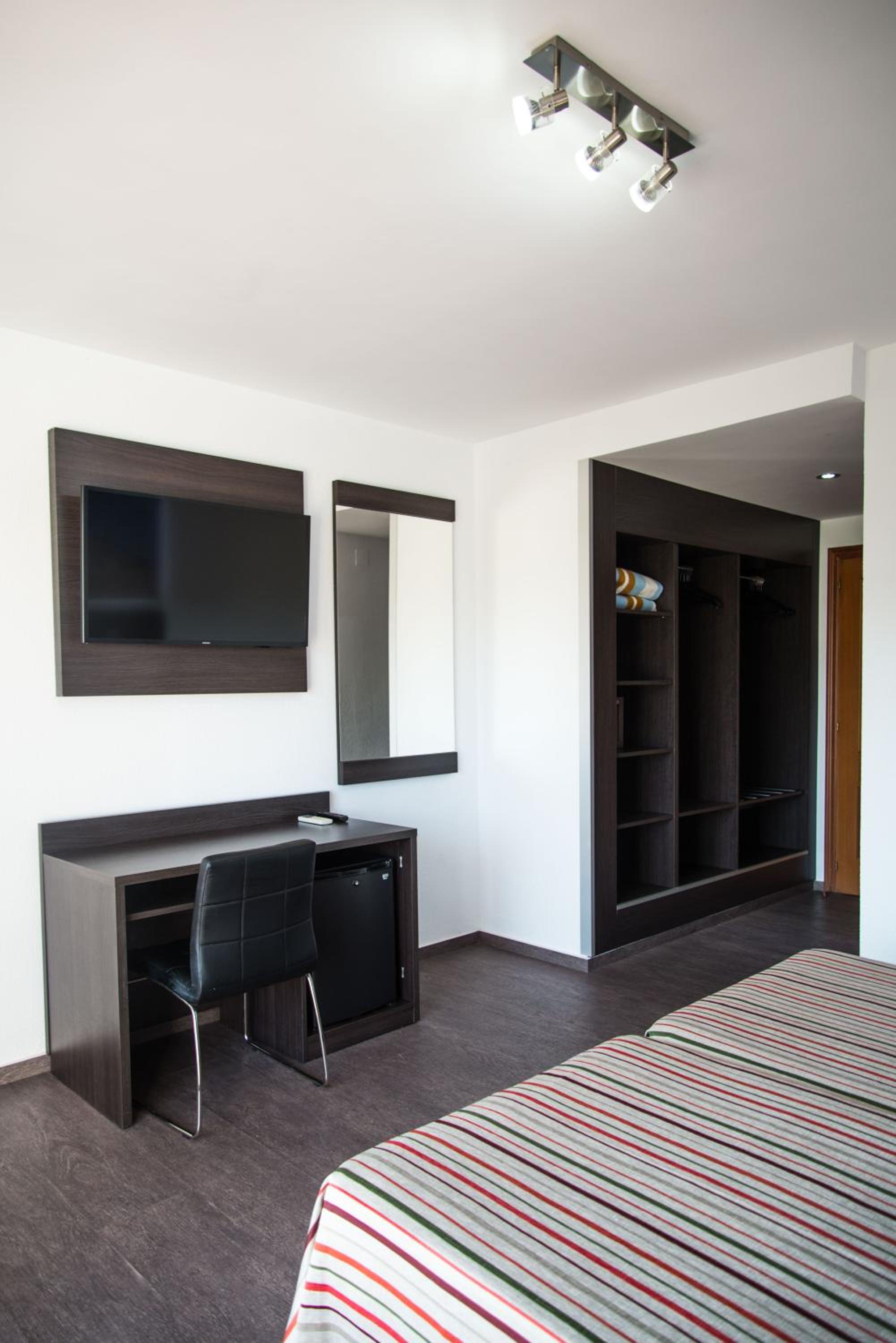 Triple Room (3 Adults) photo 1