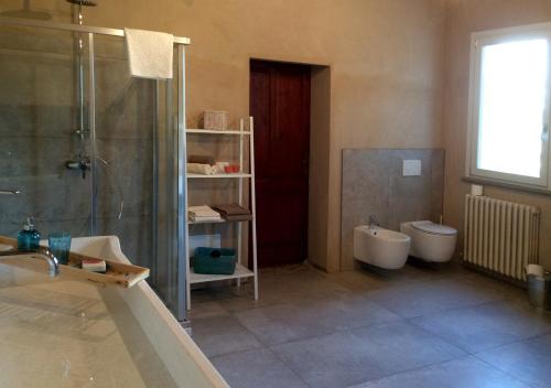 Two-Bedroom House - Photo 12