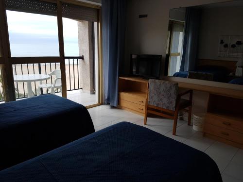 Twin Room with Balcony photo 3
