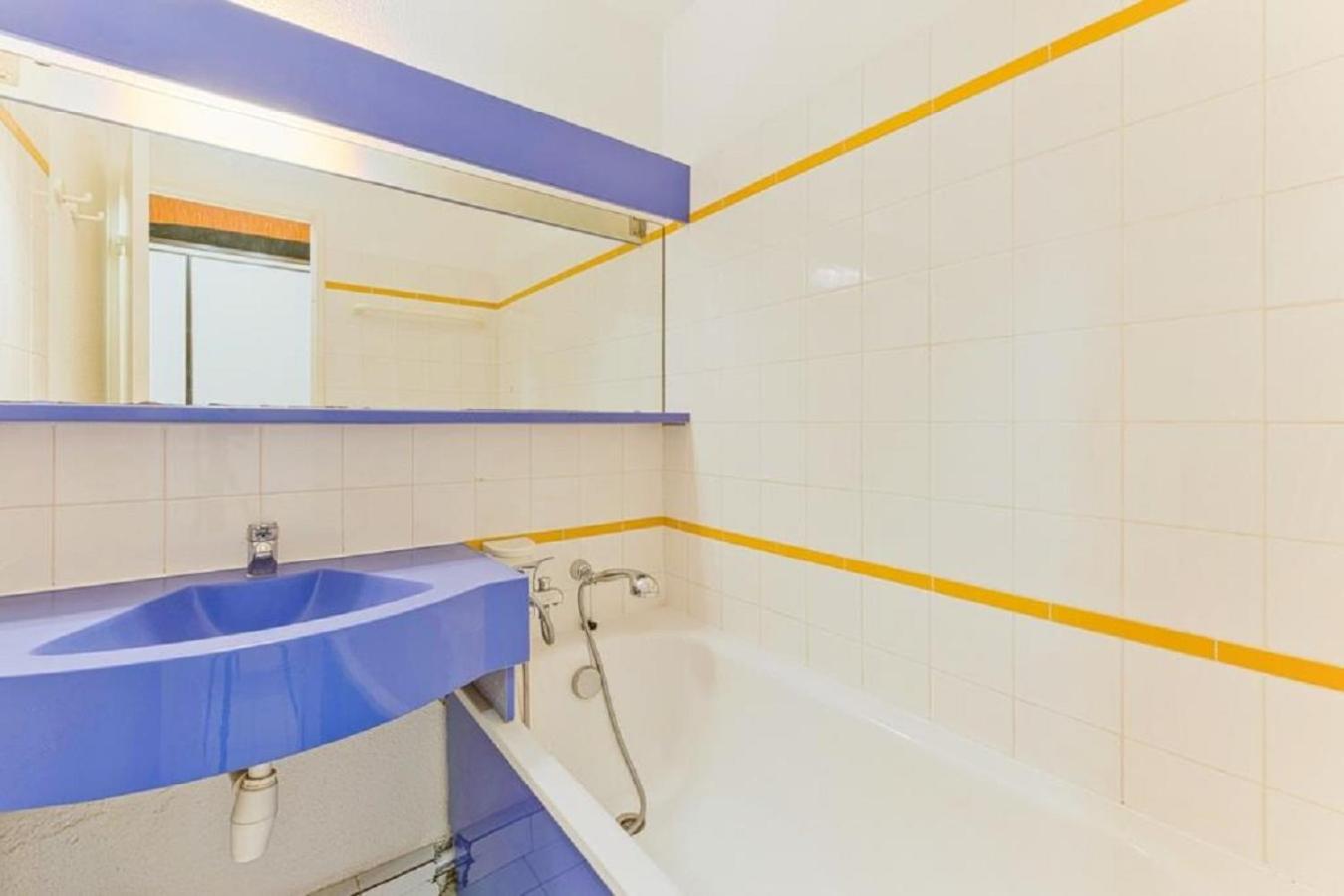 Budget One-Bedroom Apartment (5 People)