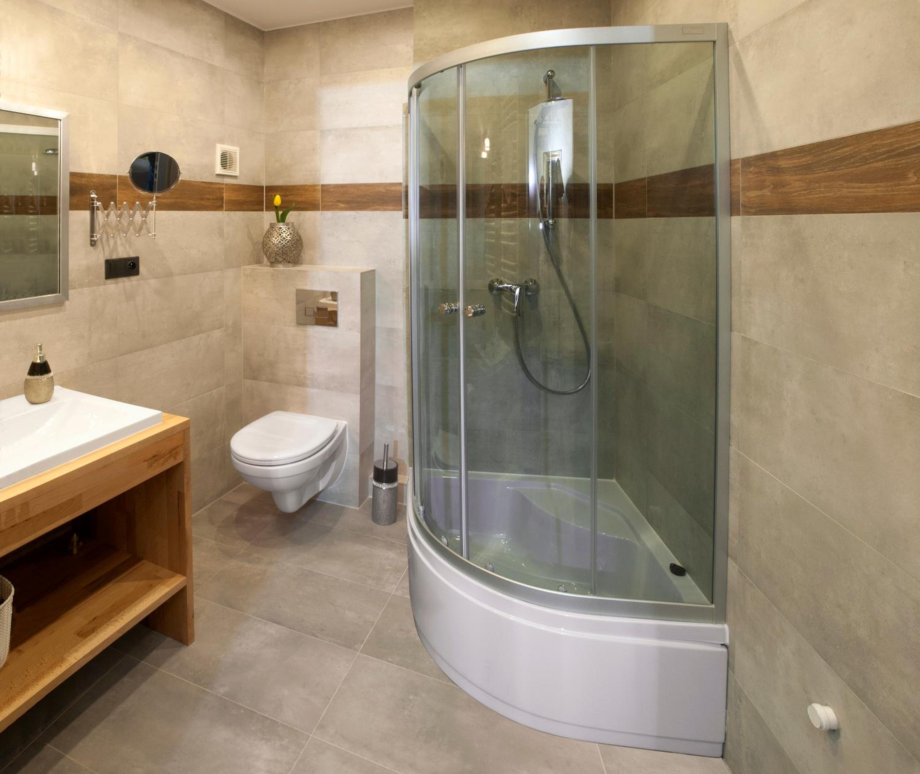 One-Bedroom Apartment - Photo 1