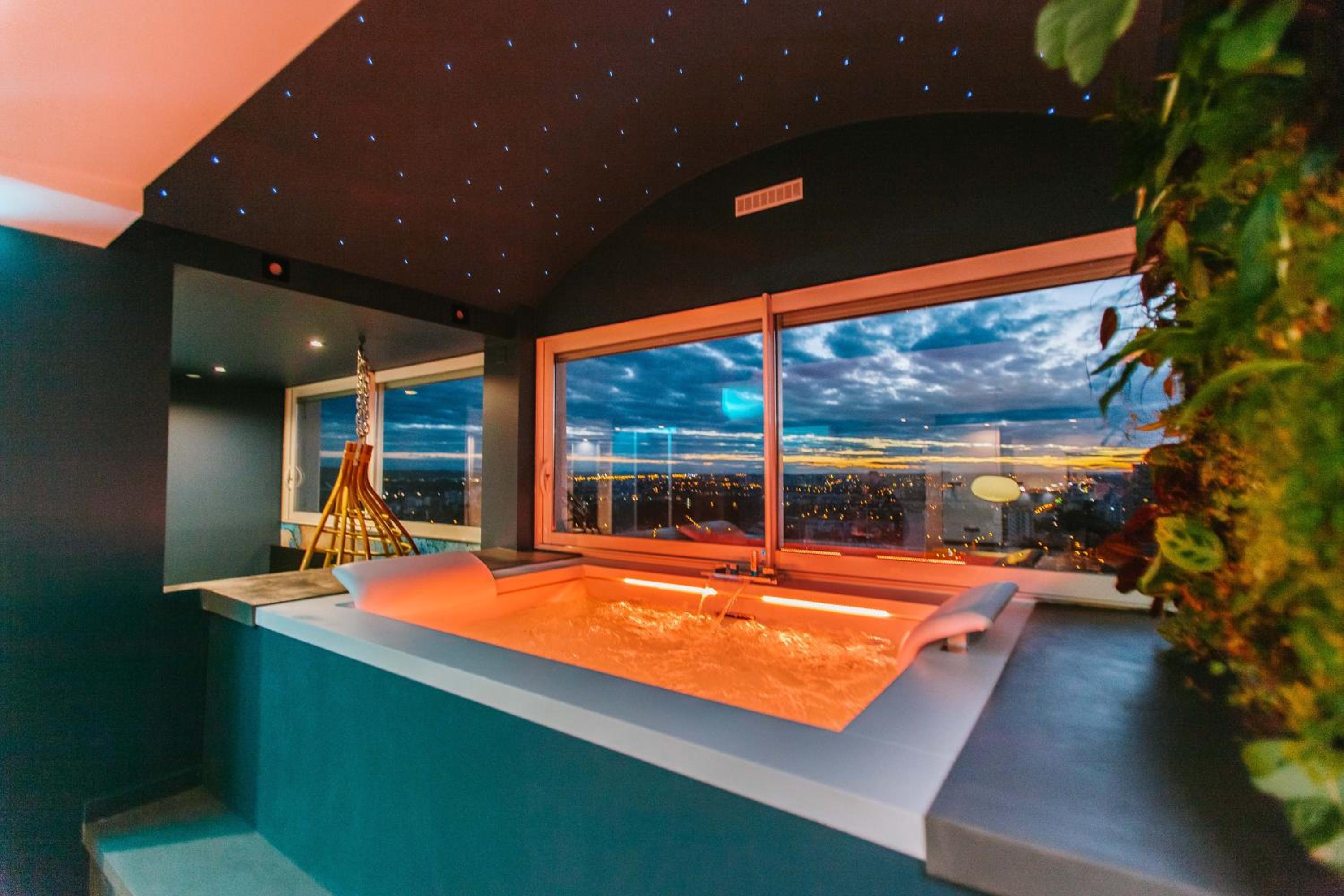 Saphir Suite - Private Hot Tub