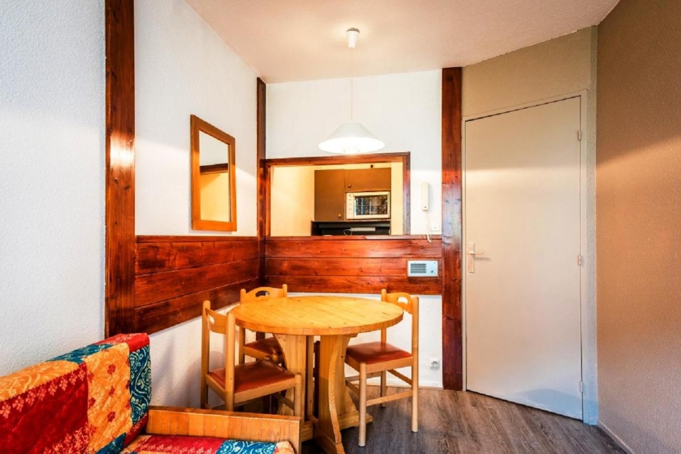Comfort One-Bedroom Apartment (5 People) photo 1