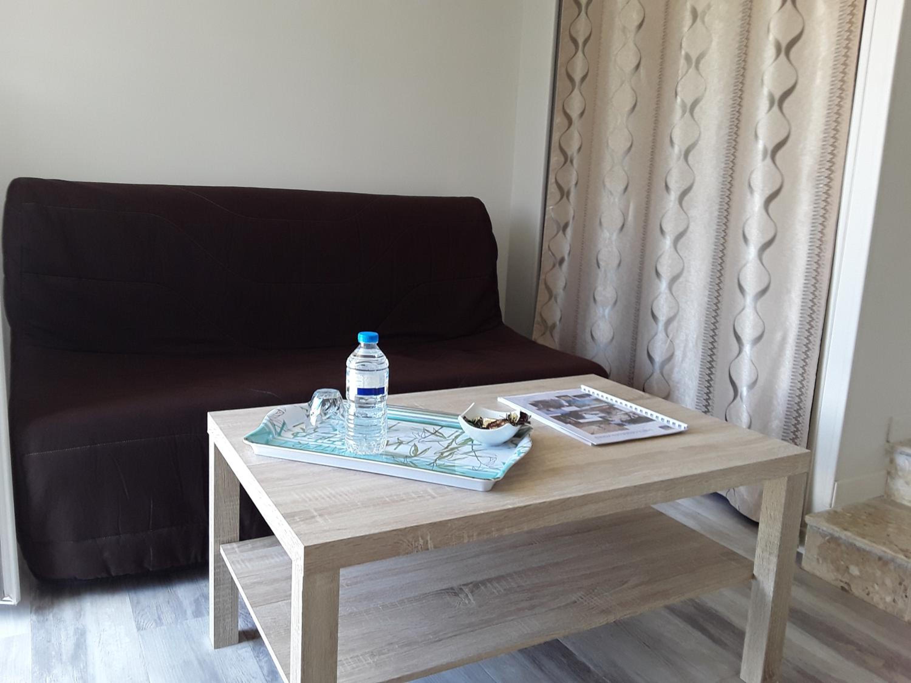 Double Room with Extra Bed photo 3