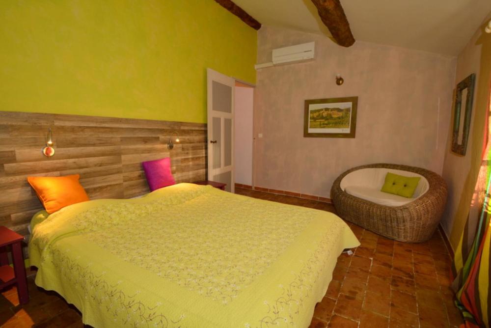 Quadruple Room with Garden View - Photo 1