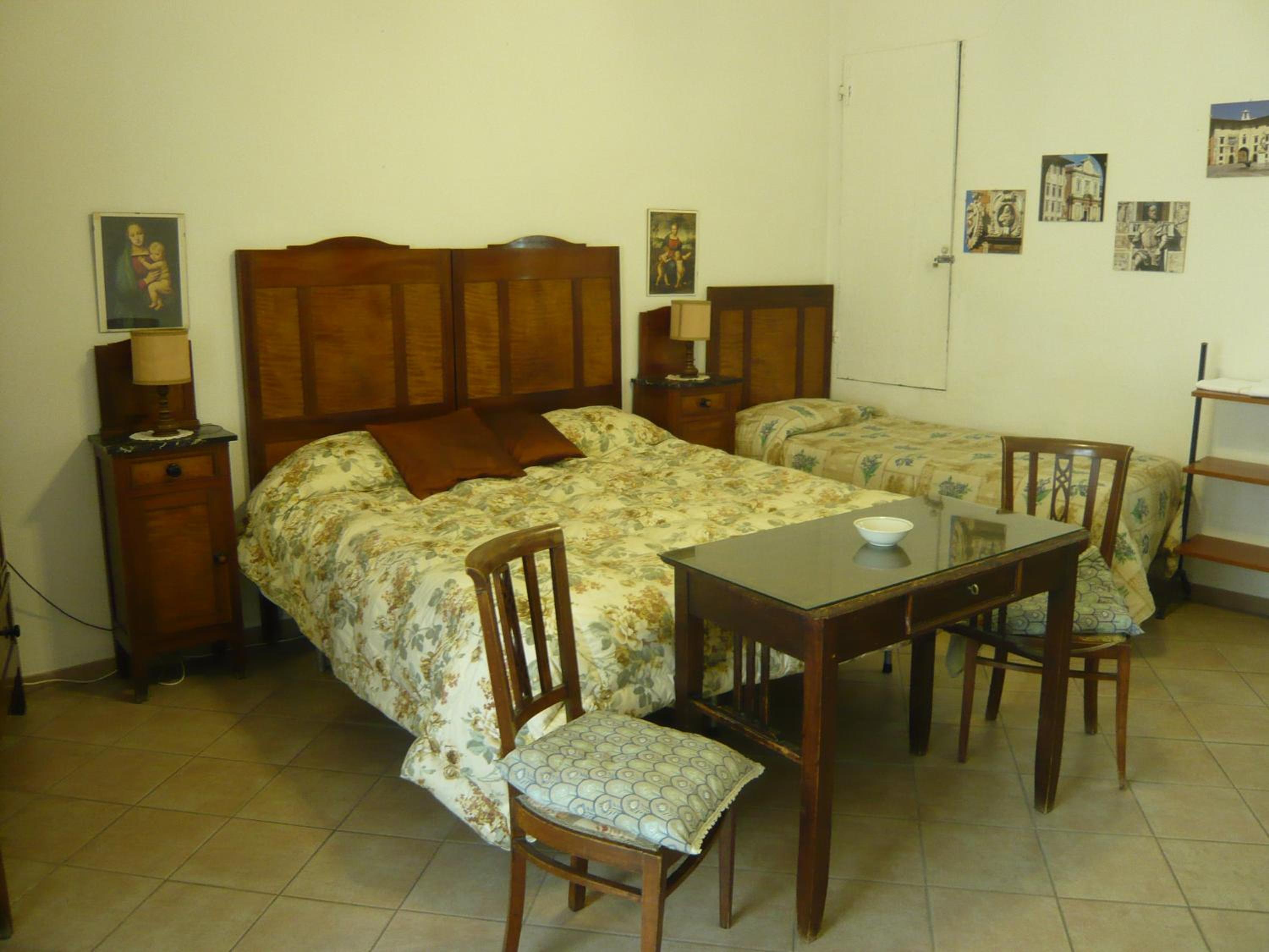 Quadruple Room with Private External Bathroom