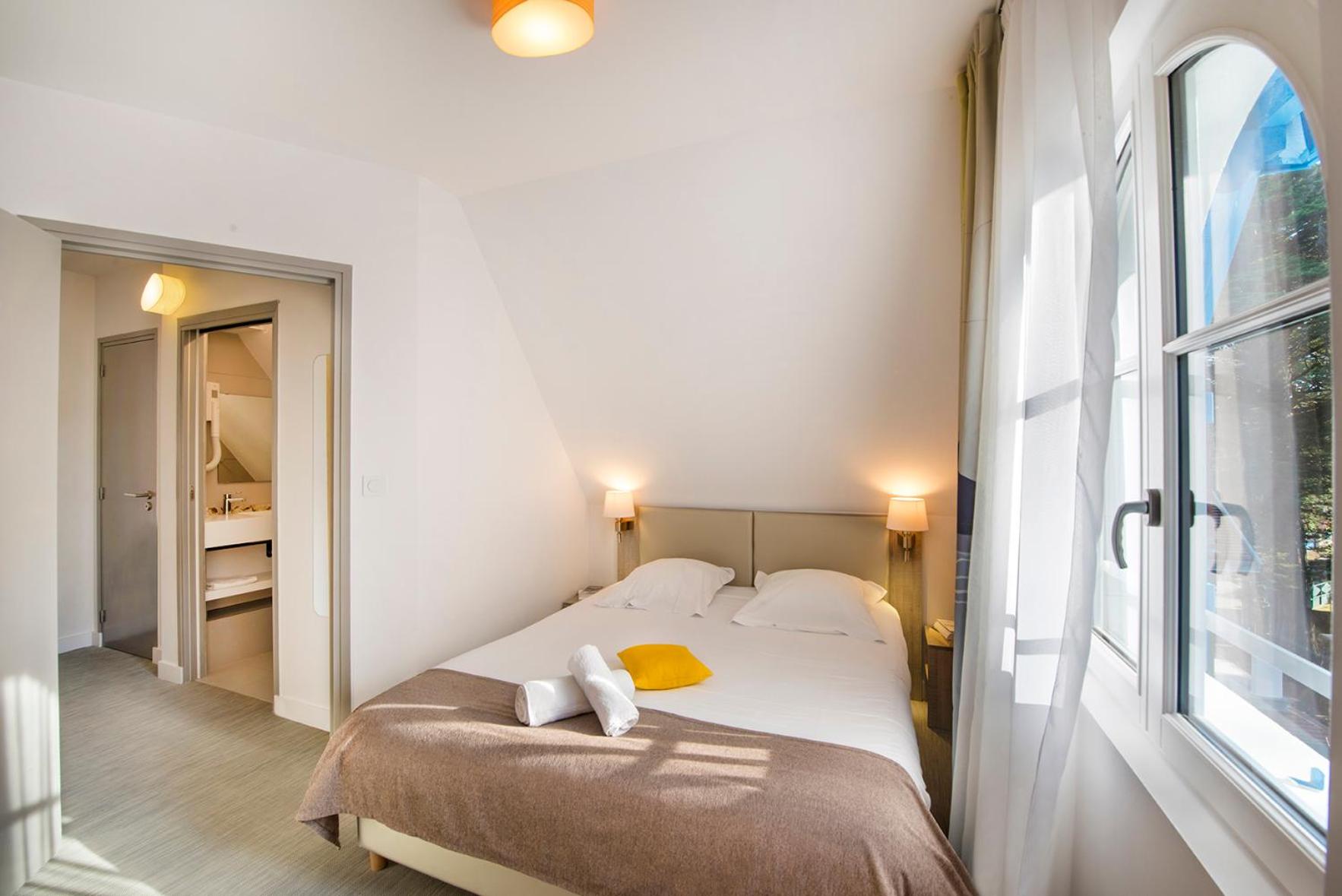 Comfort Triple Room with Shower