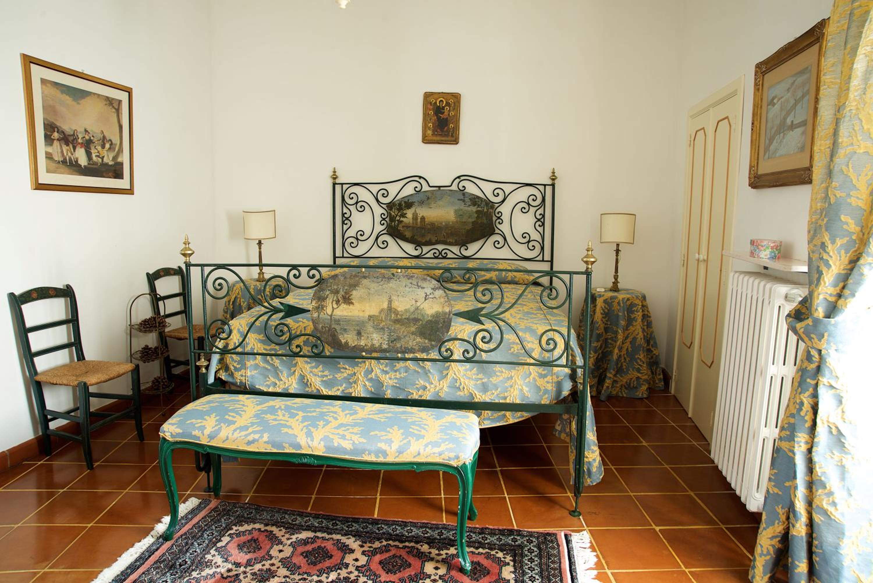 Double Room with Private Bathroom photo 1