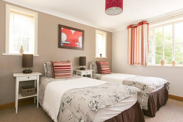 Double or Twin Room photo 3