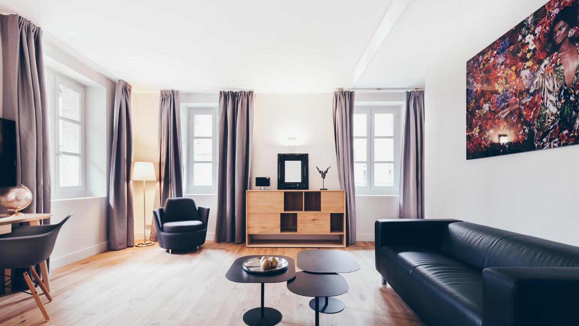 Deluxe Apartment photo 3