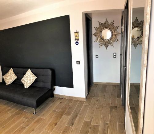Apartment with Sea View photo 3
