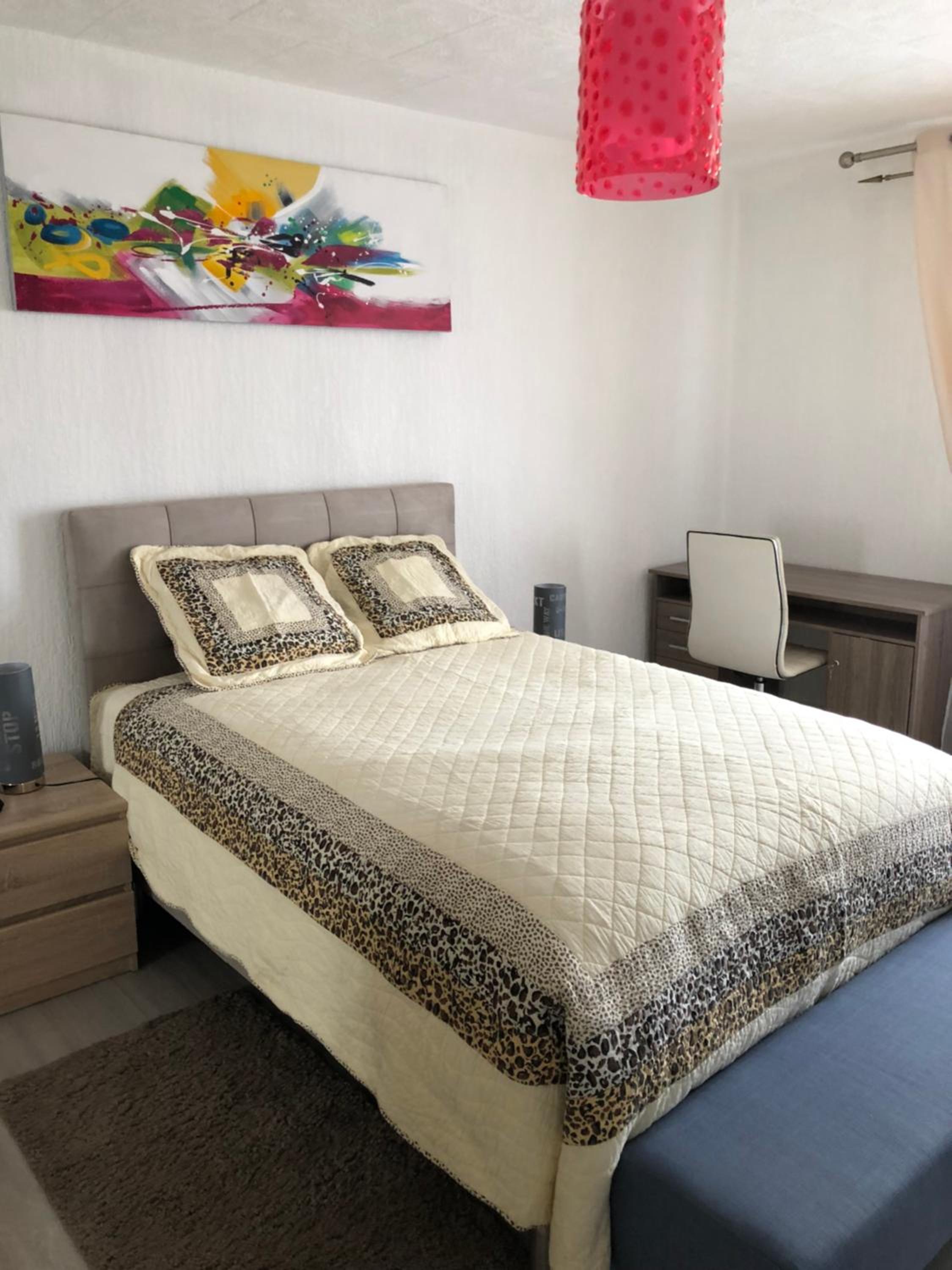 Apartment - Photo 2