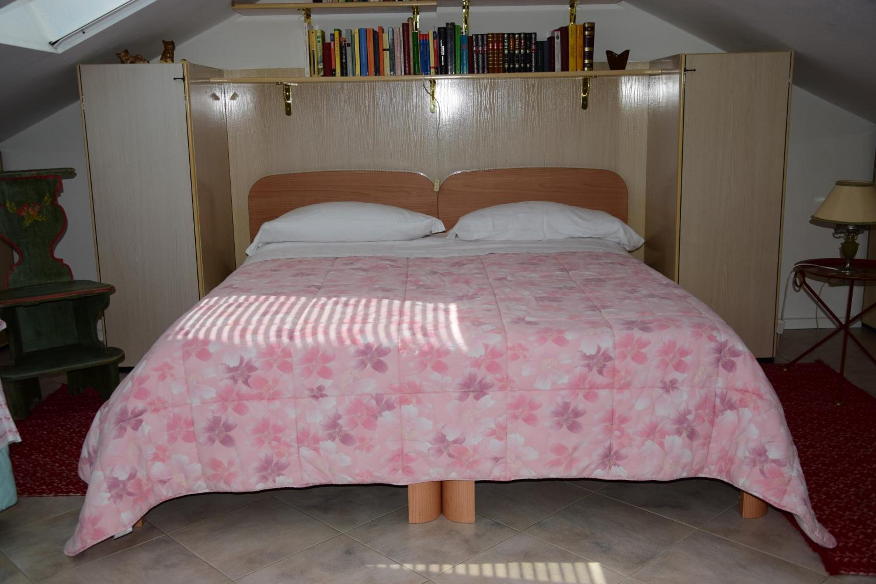 Double or Twin Room with Private Bathroom photo 3