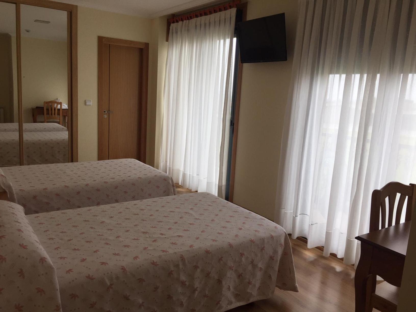 Twin Room with Balcony photo 1