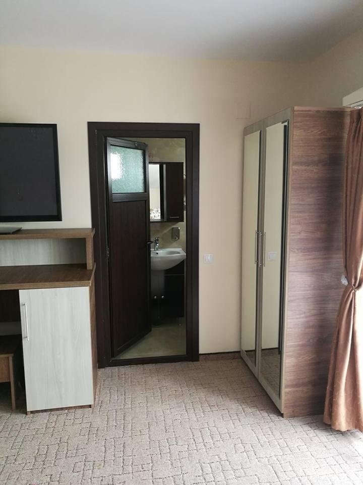 Double Room with Balcony photo 2