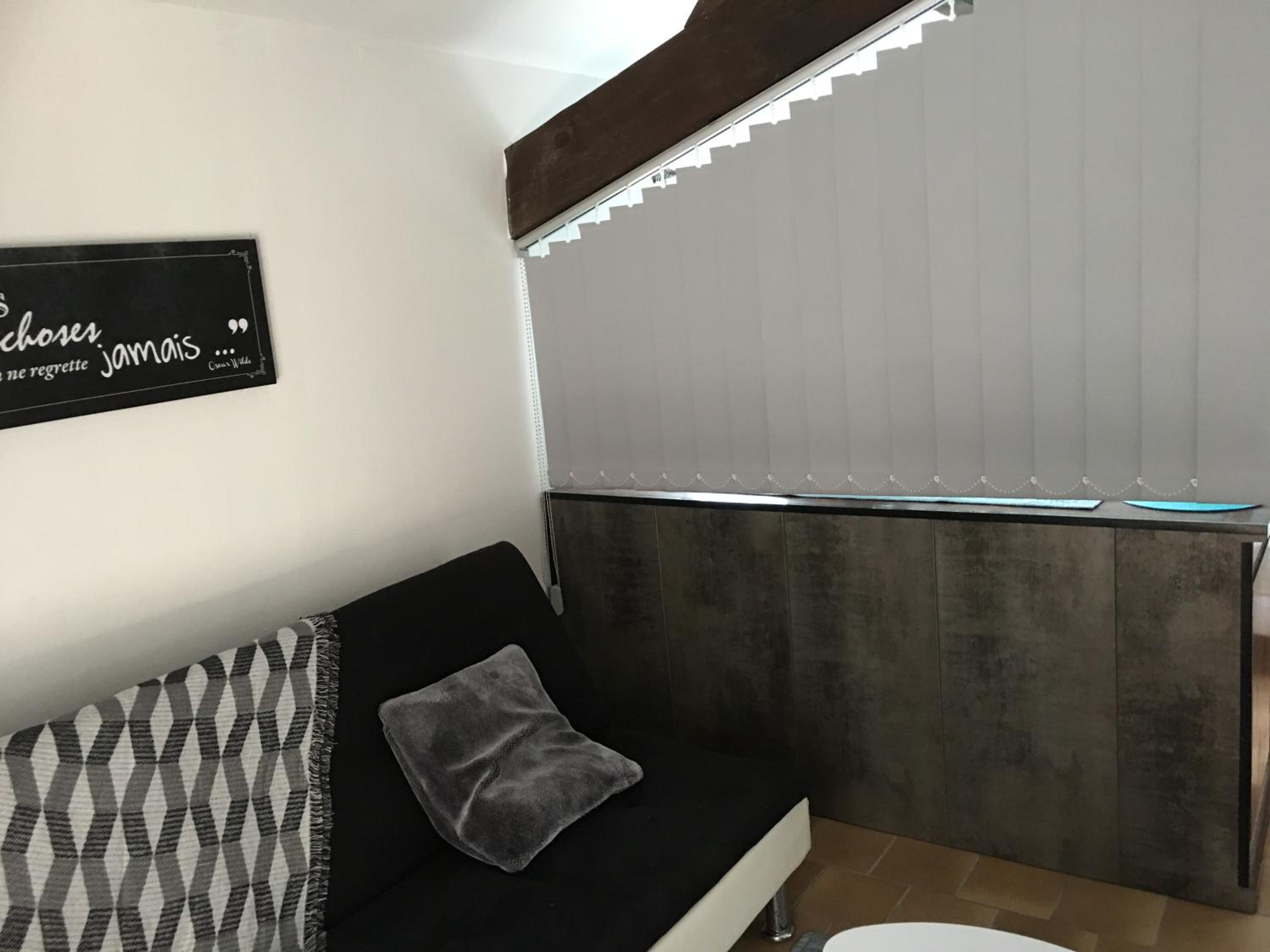 One-Bedroom House photo 3