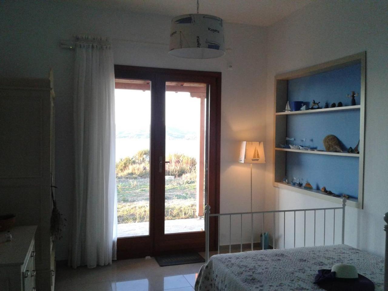 Studio Apartment with Sea View photo 1