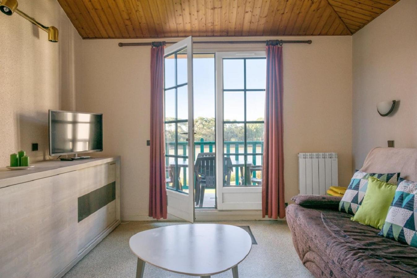 Prestige Two-Bedroom Apartment (6 People)
