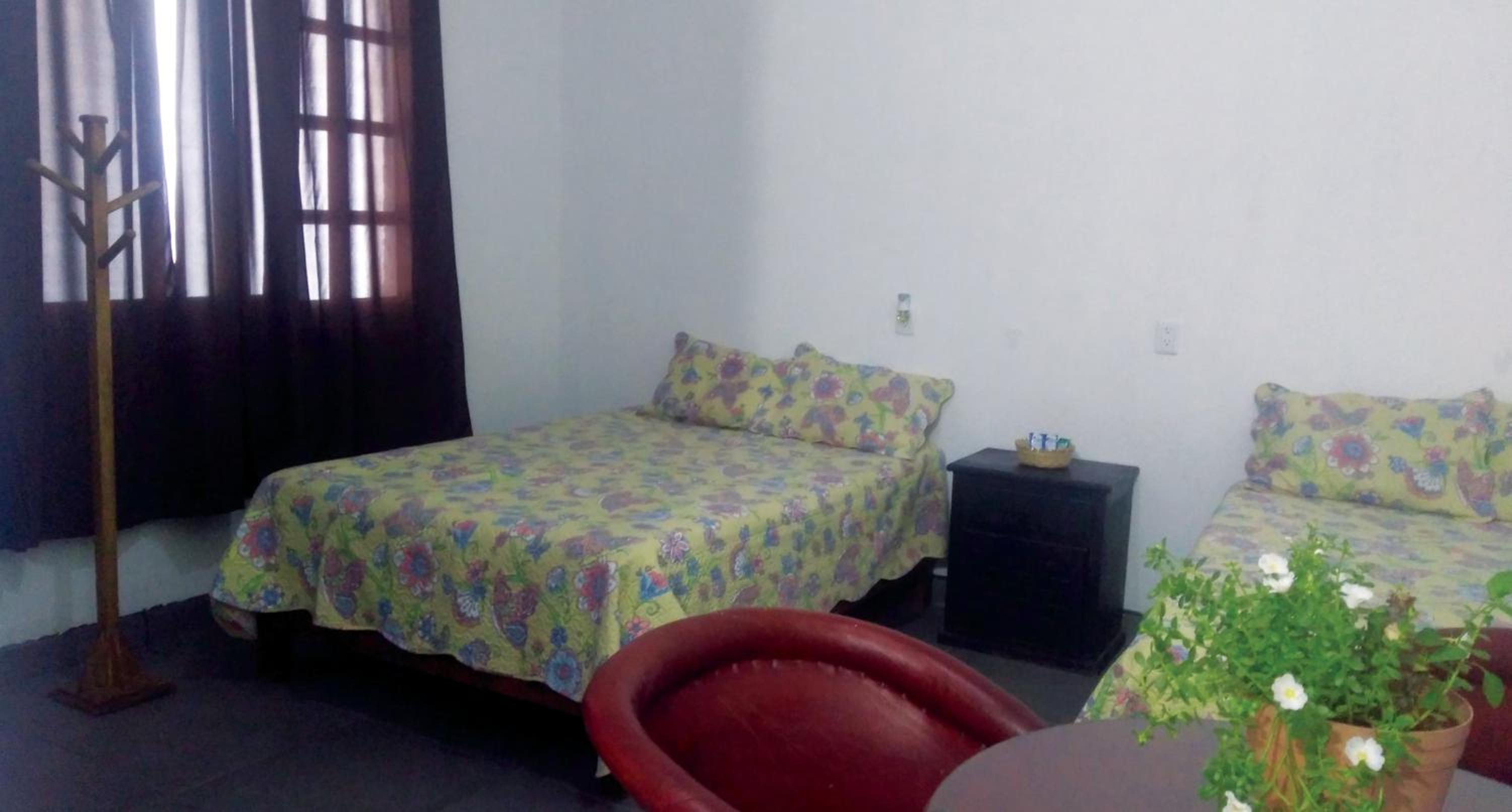 Double Room - Photo 2