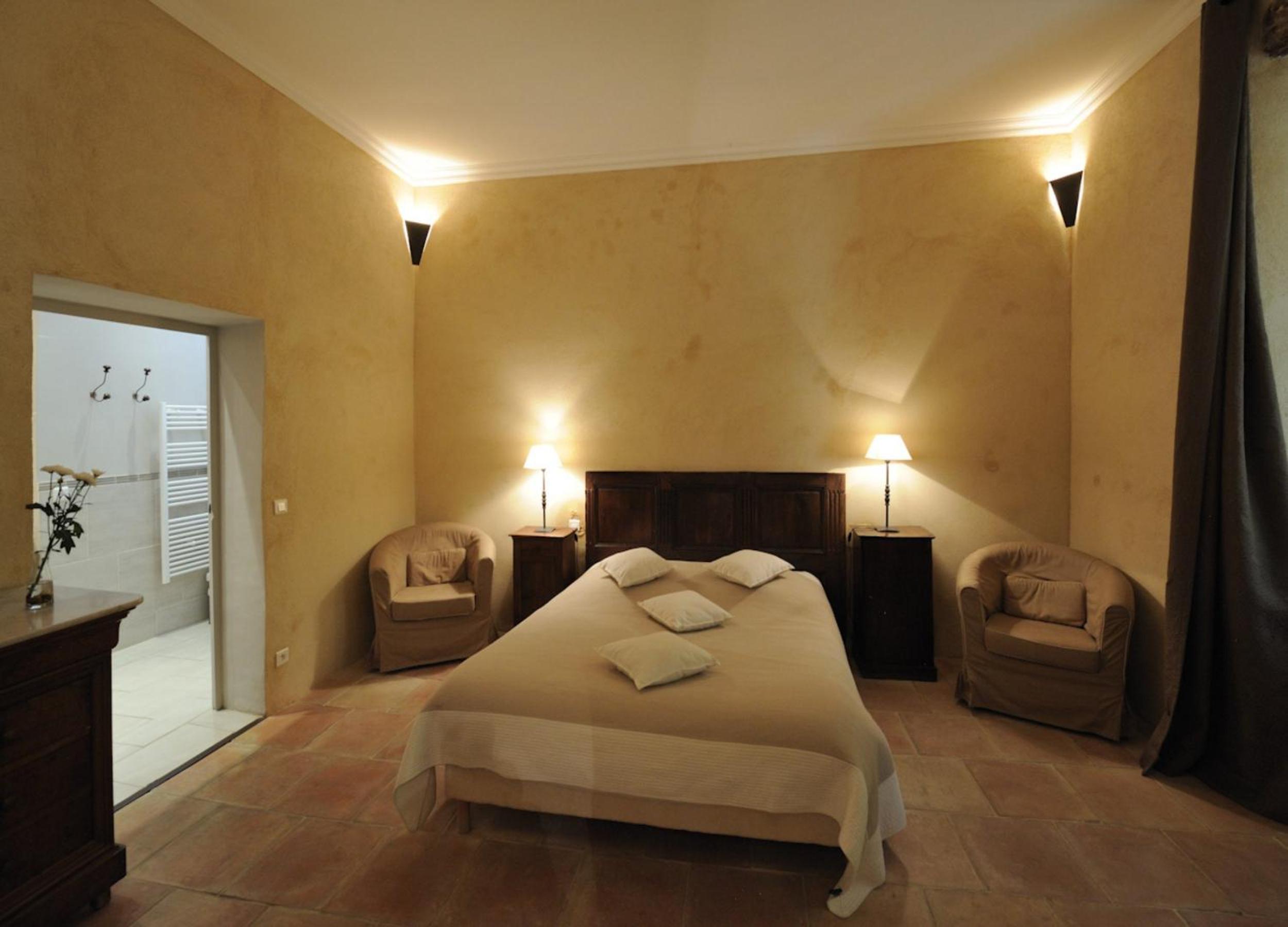 Superior Double or Twin Room Garden View - Photo 9