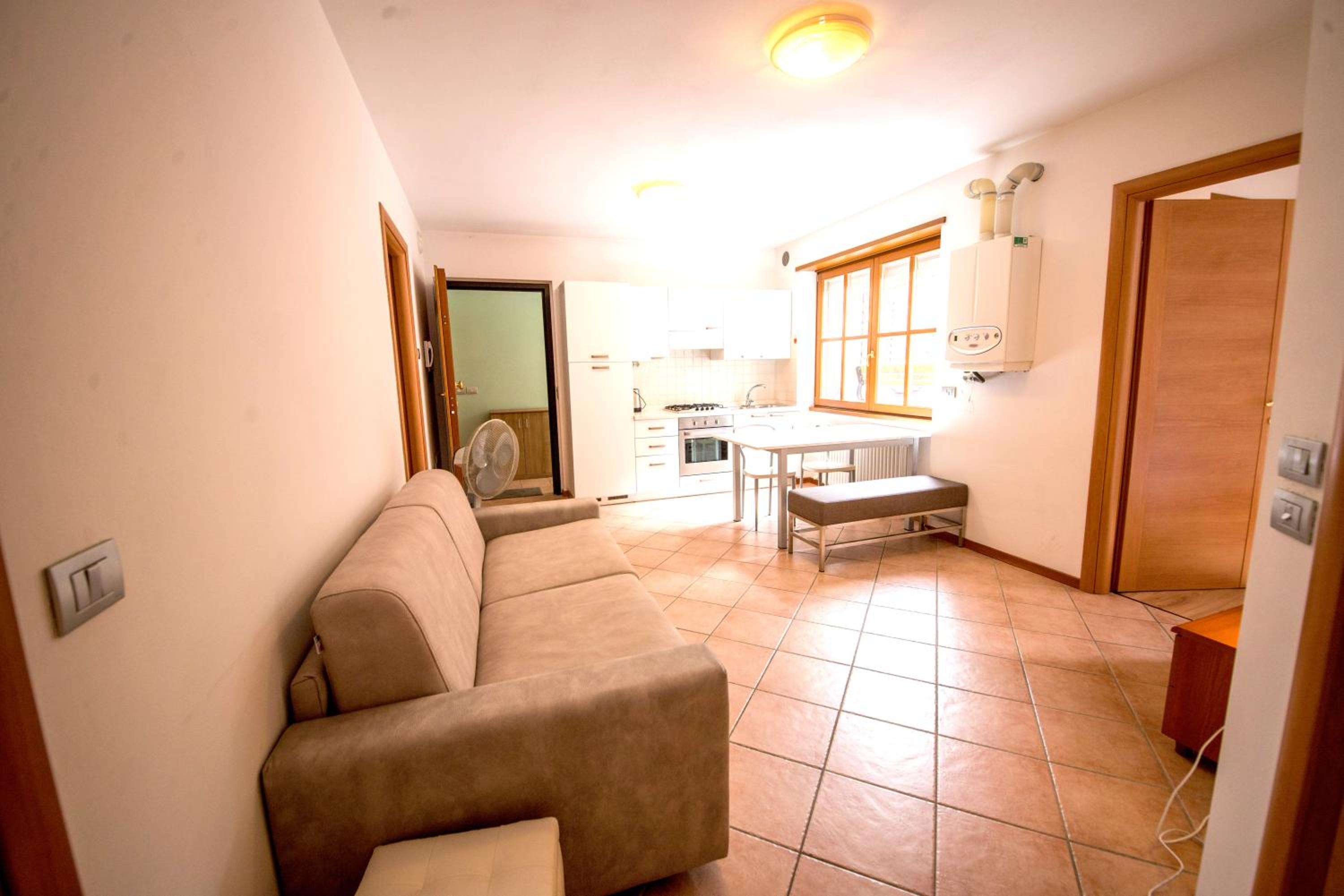 Two-Bedroom Apartment - Photo 3
