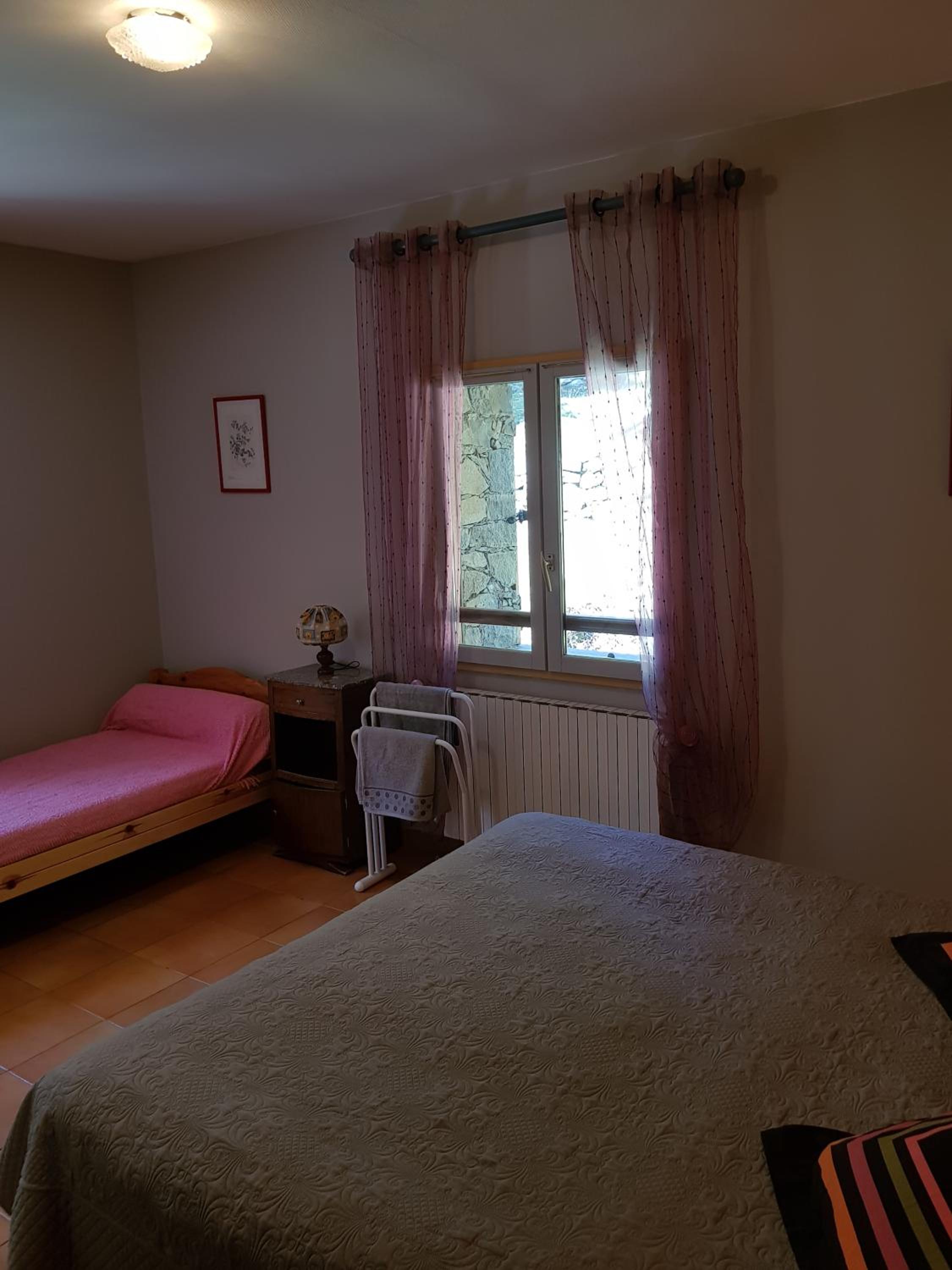 Double Room with Private Bathroom photo 2