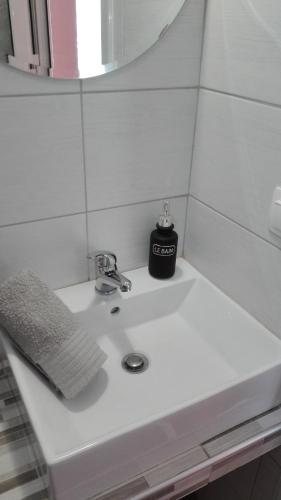 Deluxe Studio