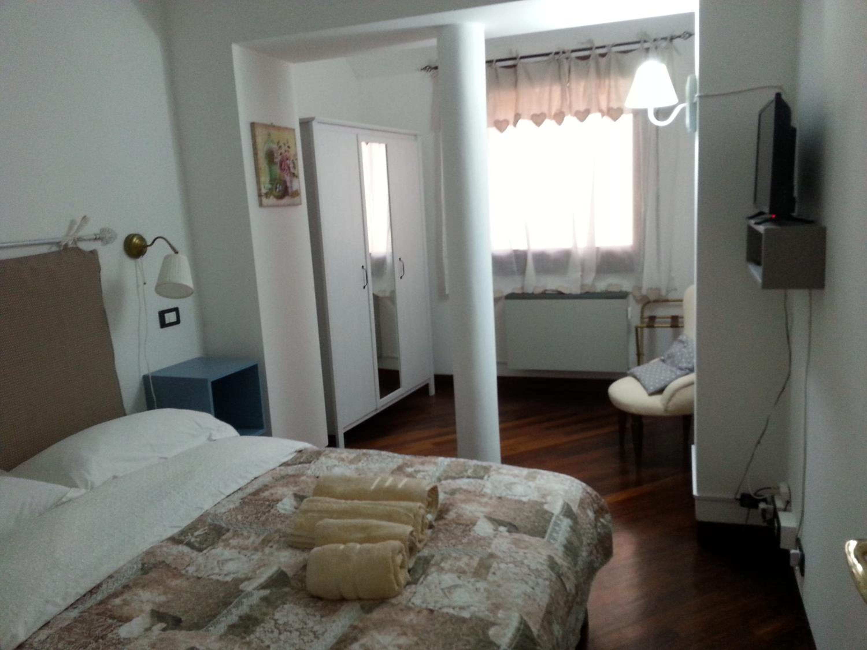 Standard Double Room photo 1