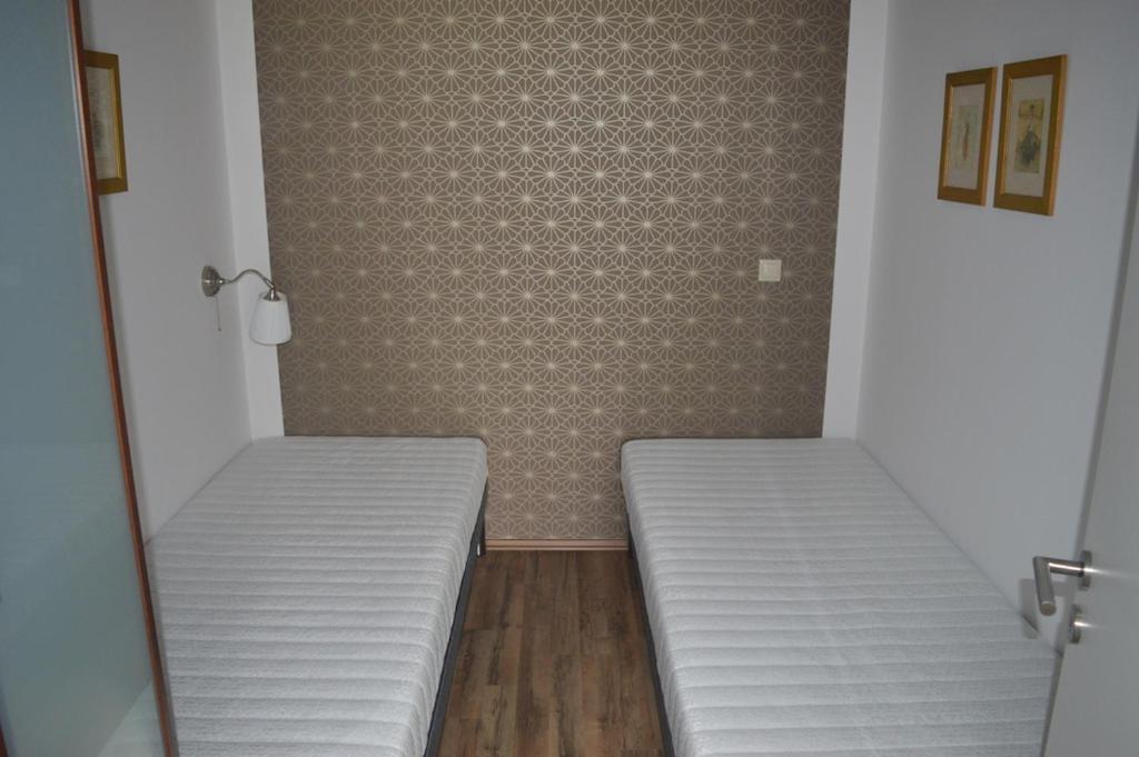 Two-Bedroom Apartment with Balcony photo 2