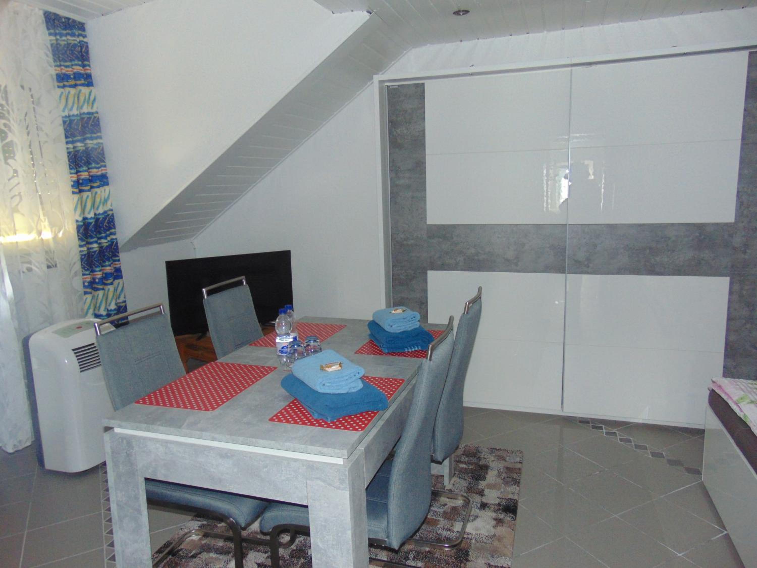 Deluxe Double or Twin Room photo 1
