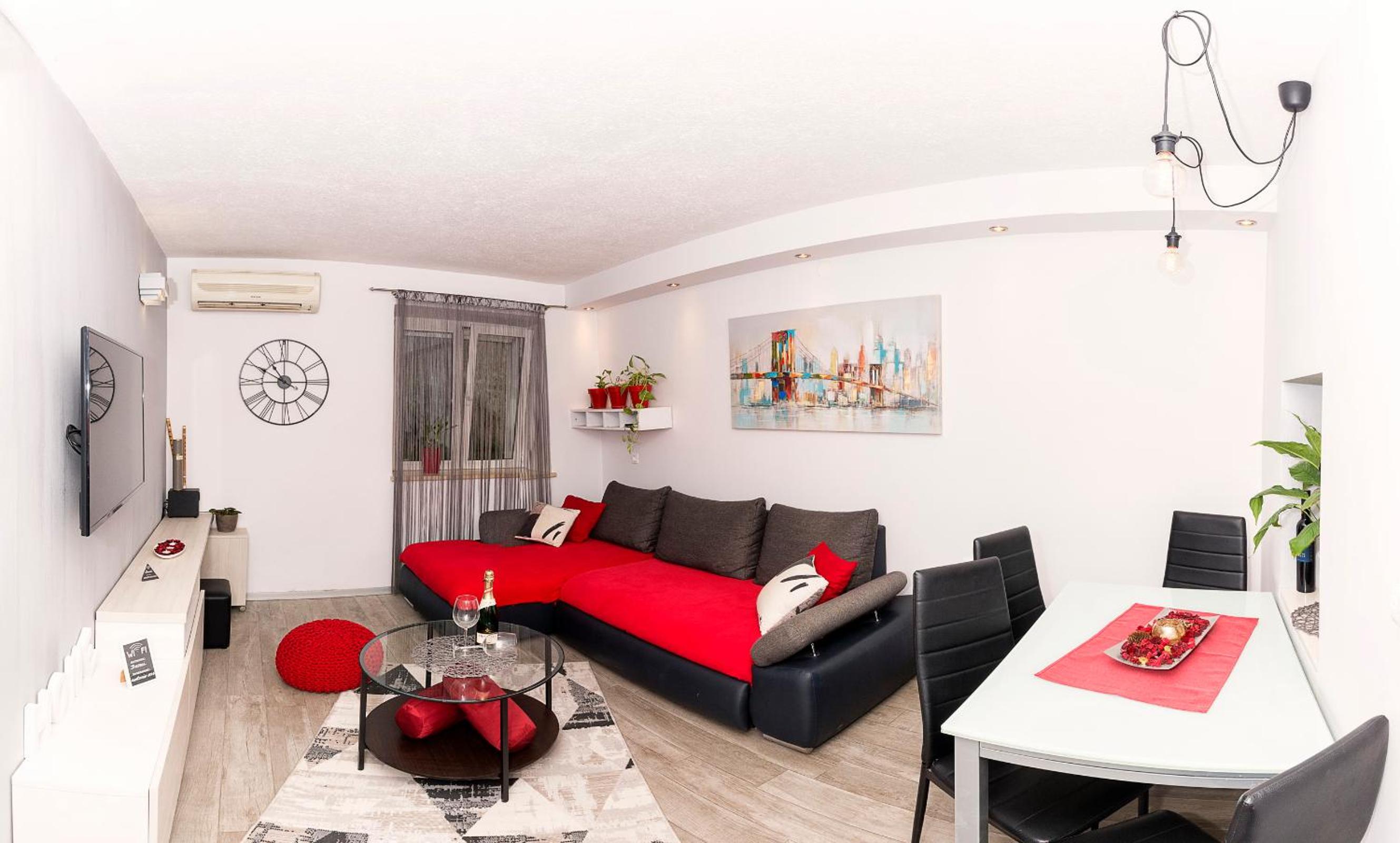 One-Bedroom Apartment