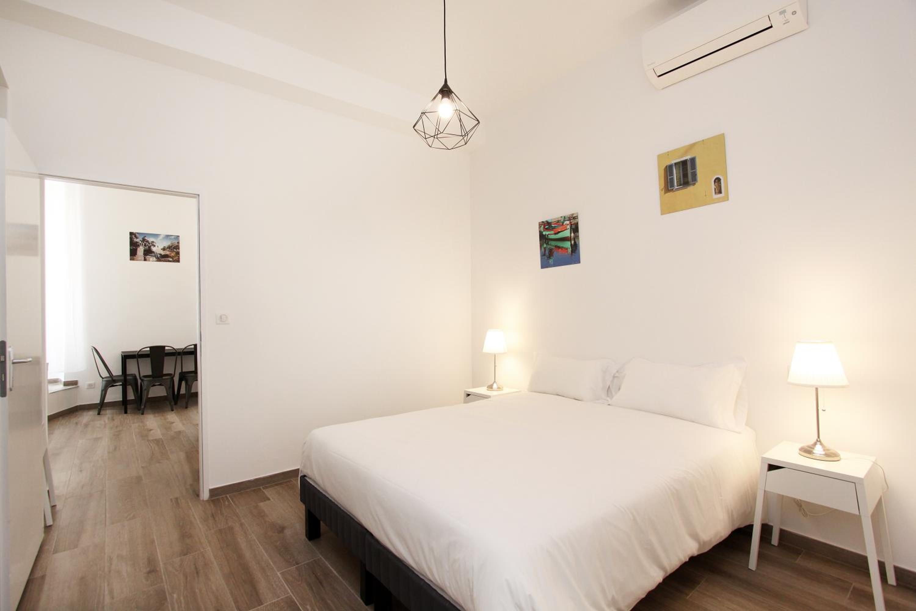 Apartment with Shower