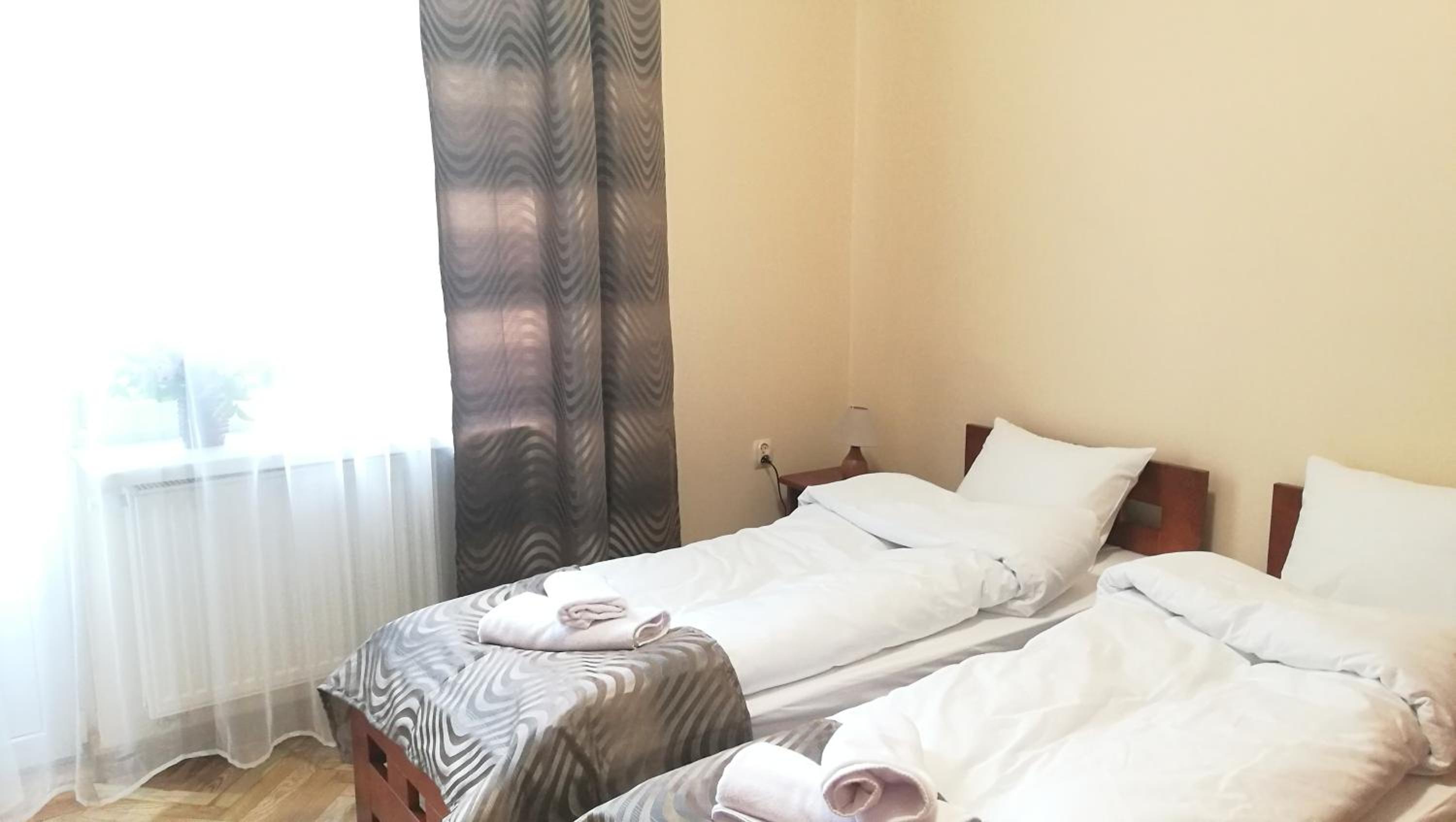 Double Room - Photo 6