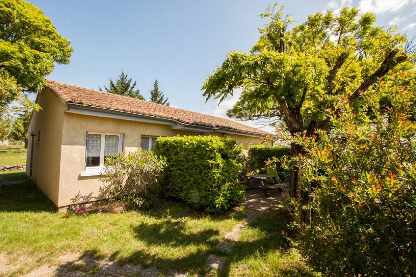 Two-Bedroom House photo 2