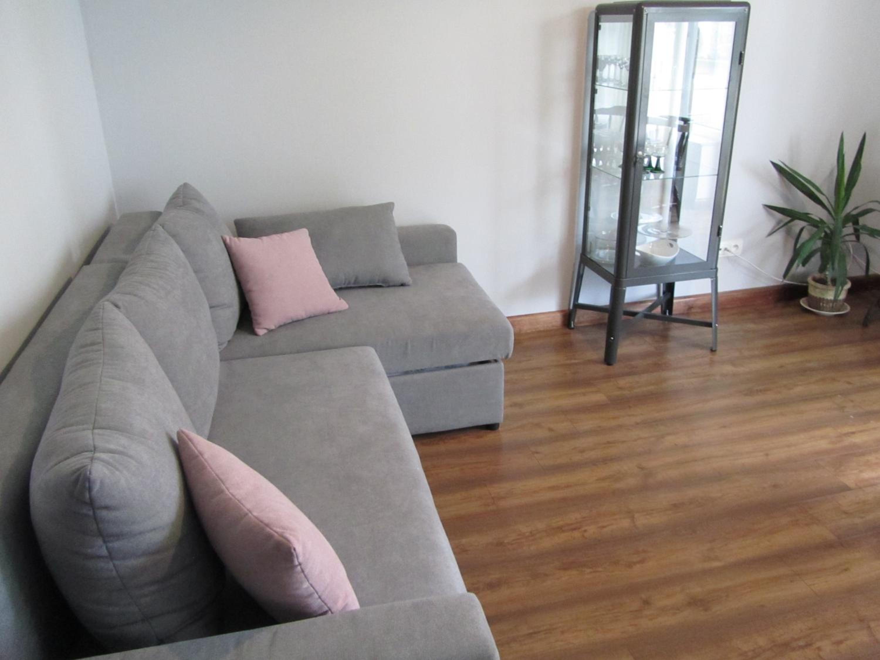 Apartment - Photo 8