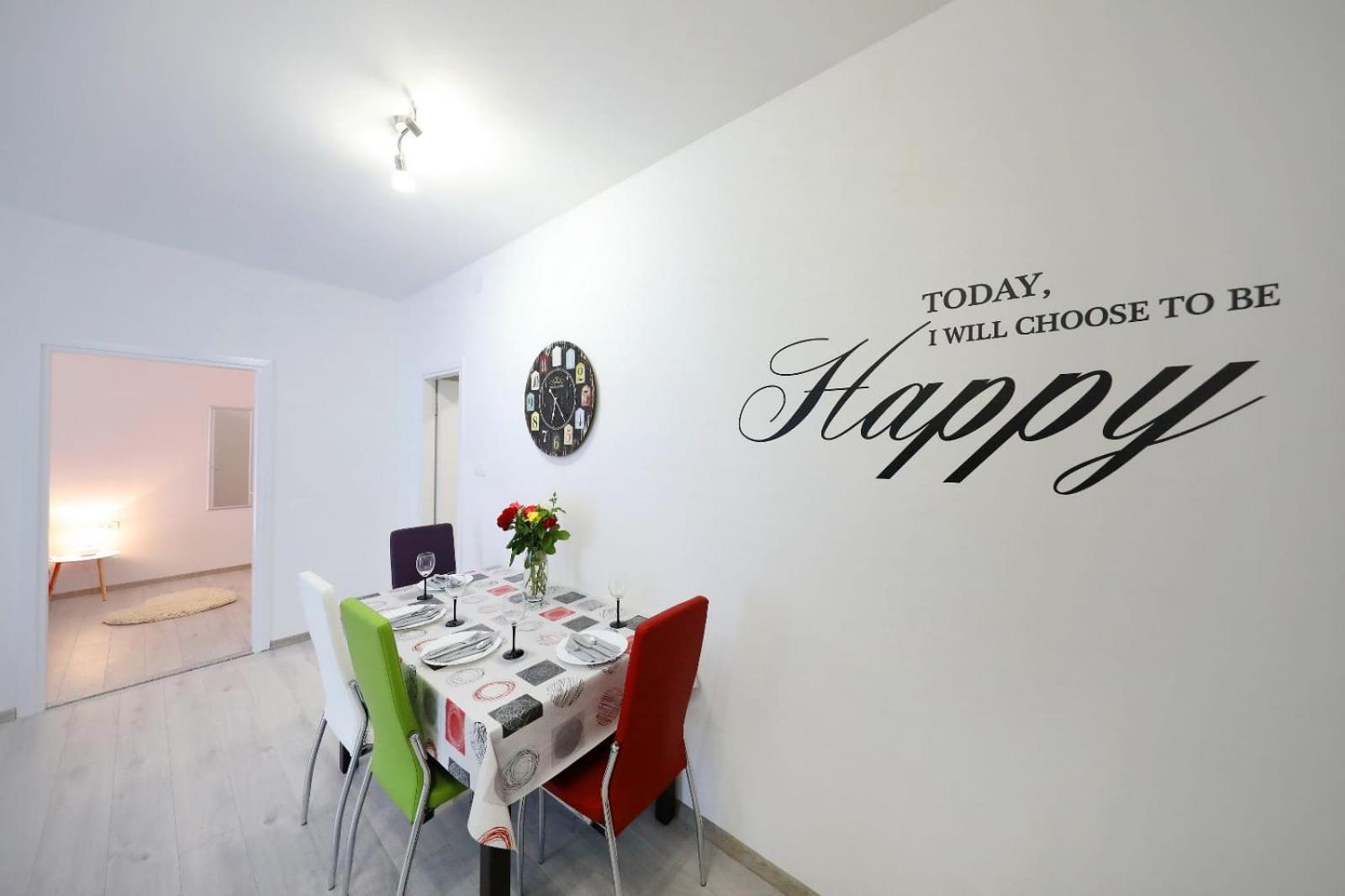 Apartment photo 2