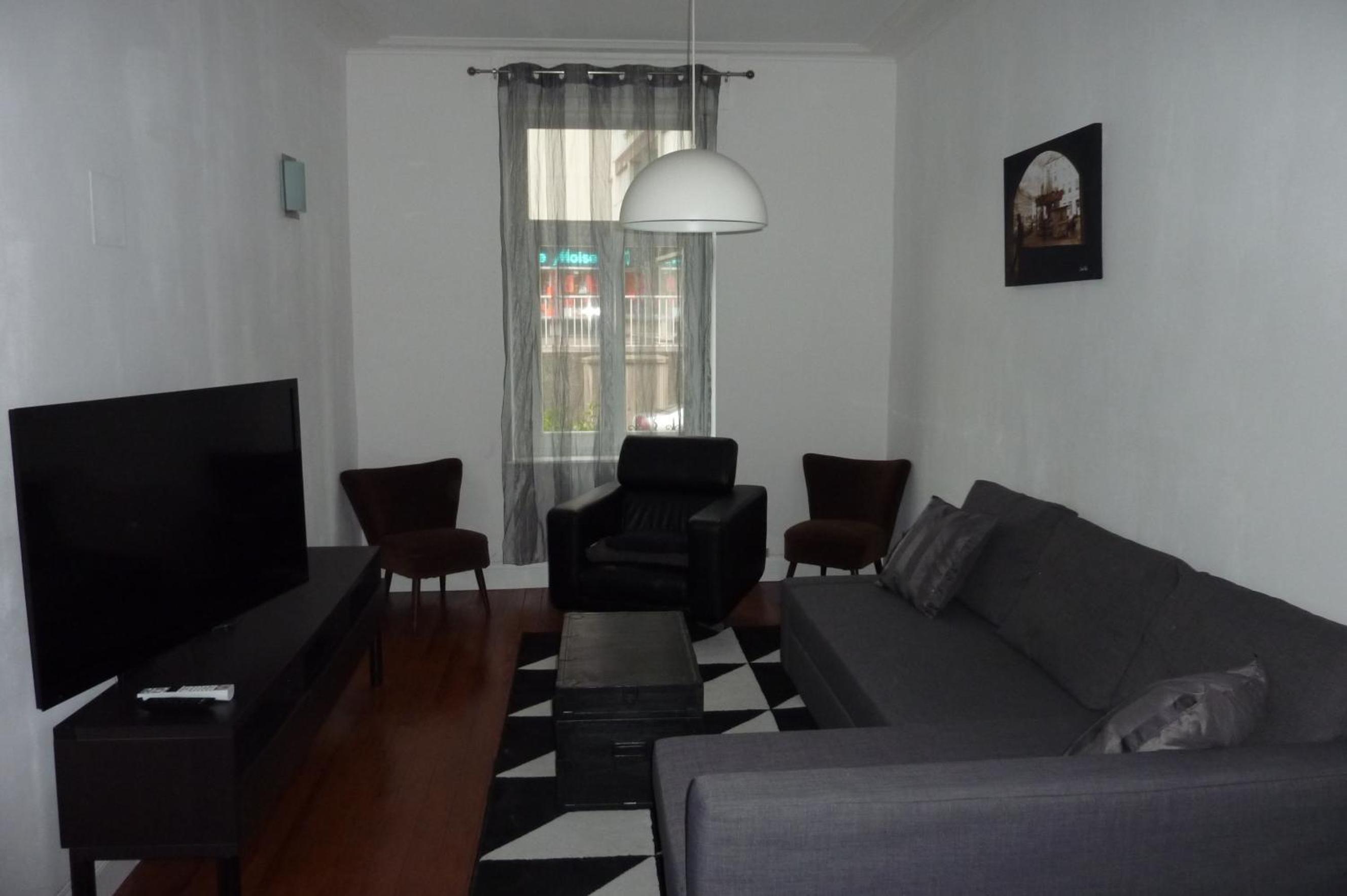 Two-Bedroom Apartment with Garden photo 2