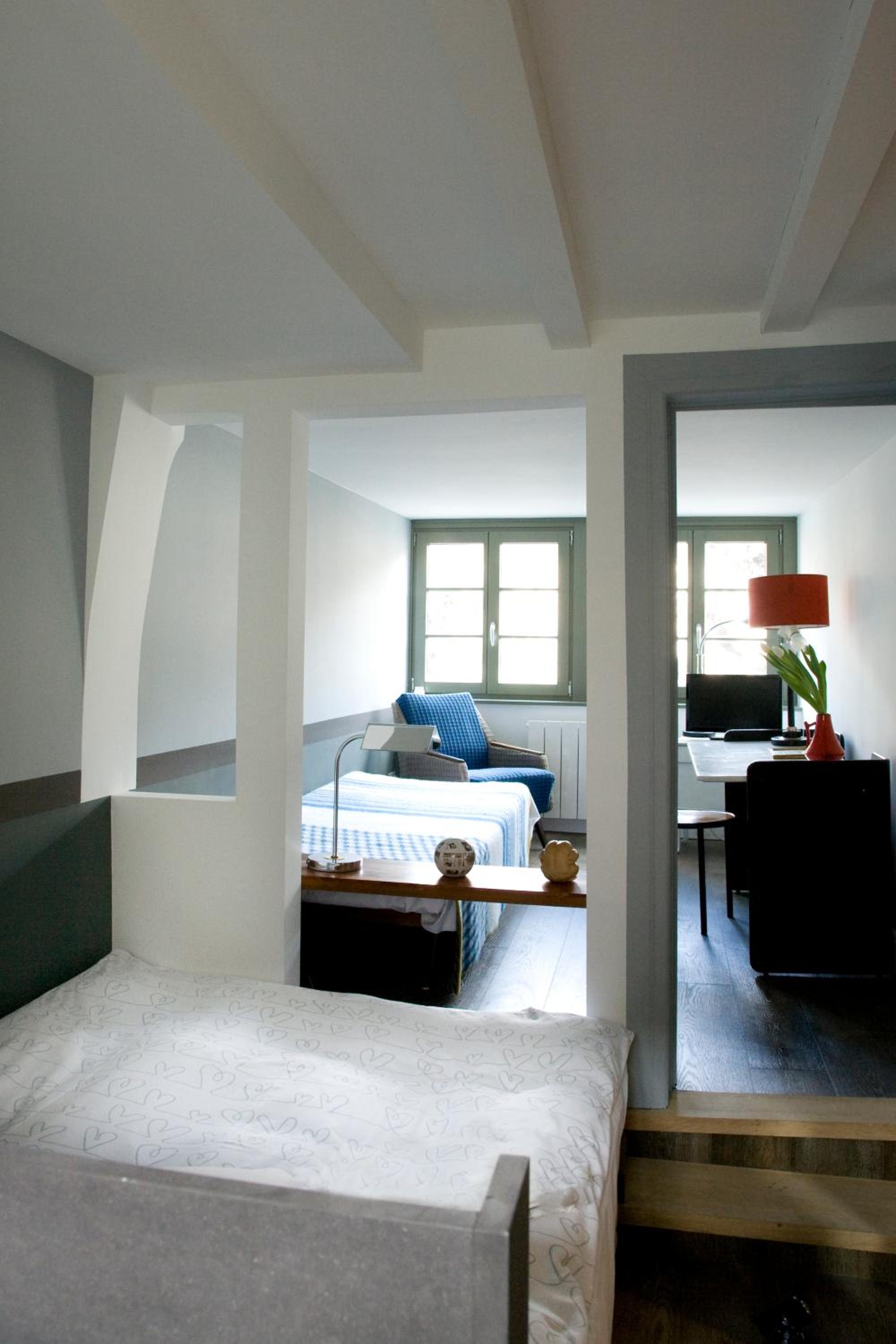 Suite - 11 photo 2