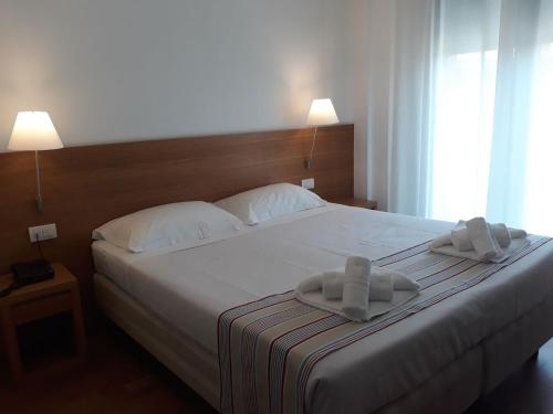 Double or Twin Room with Balcony
