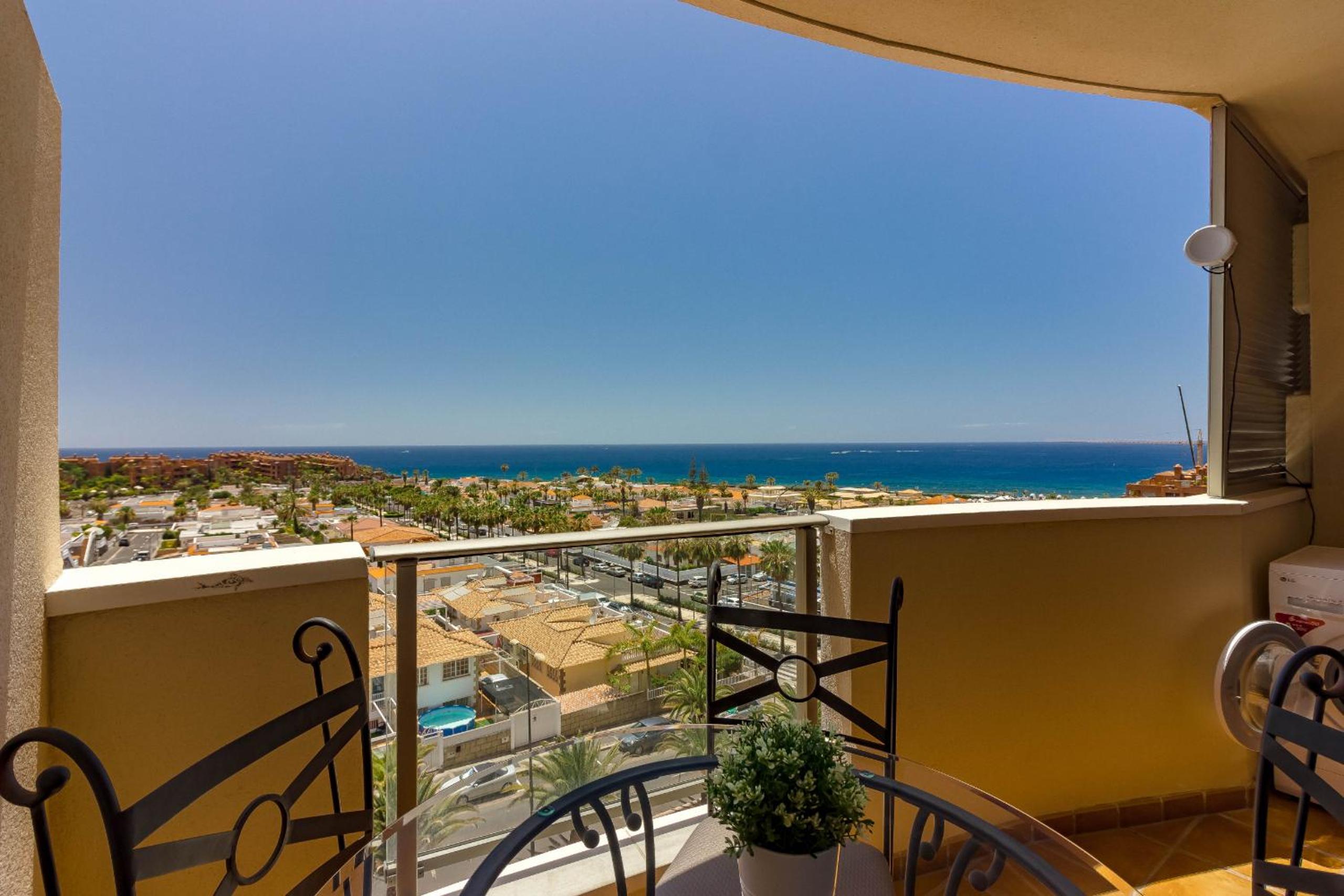 Apartment with Sea View