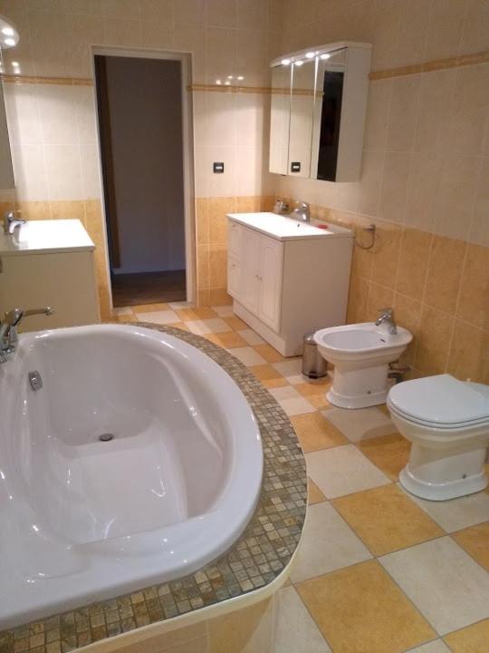 Deluxe Double or Twin Room photo 3