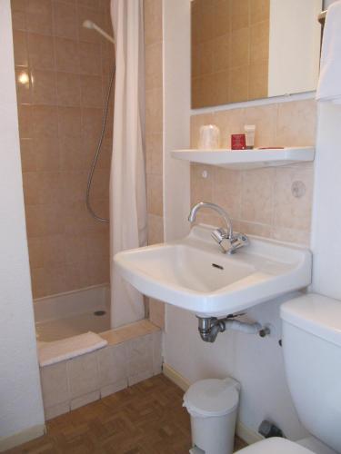 Budget Twin Room photo 1