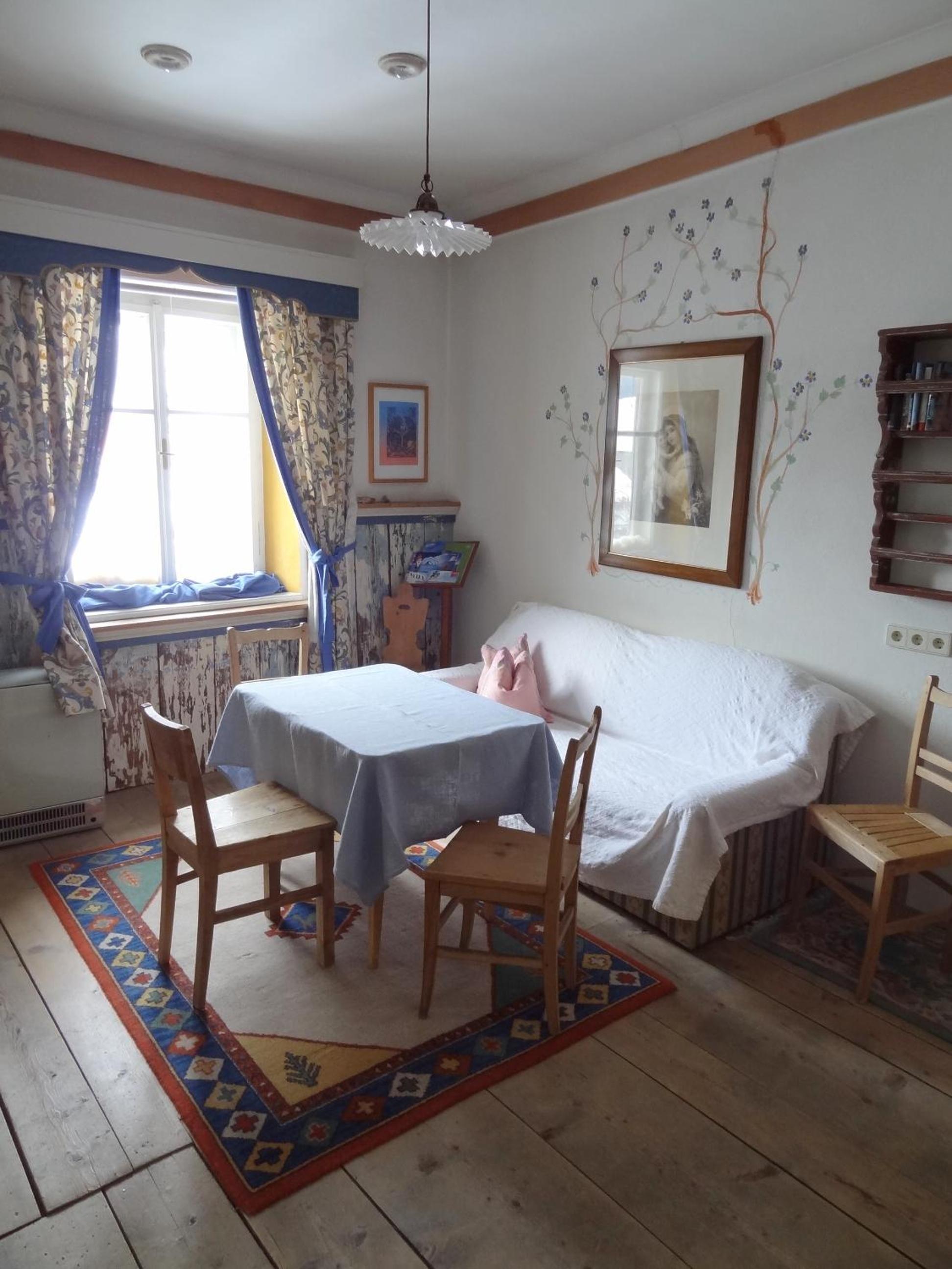One-Bedroom Apartment (2 Adults + 2 Children) photo 3