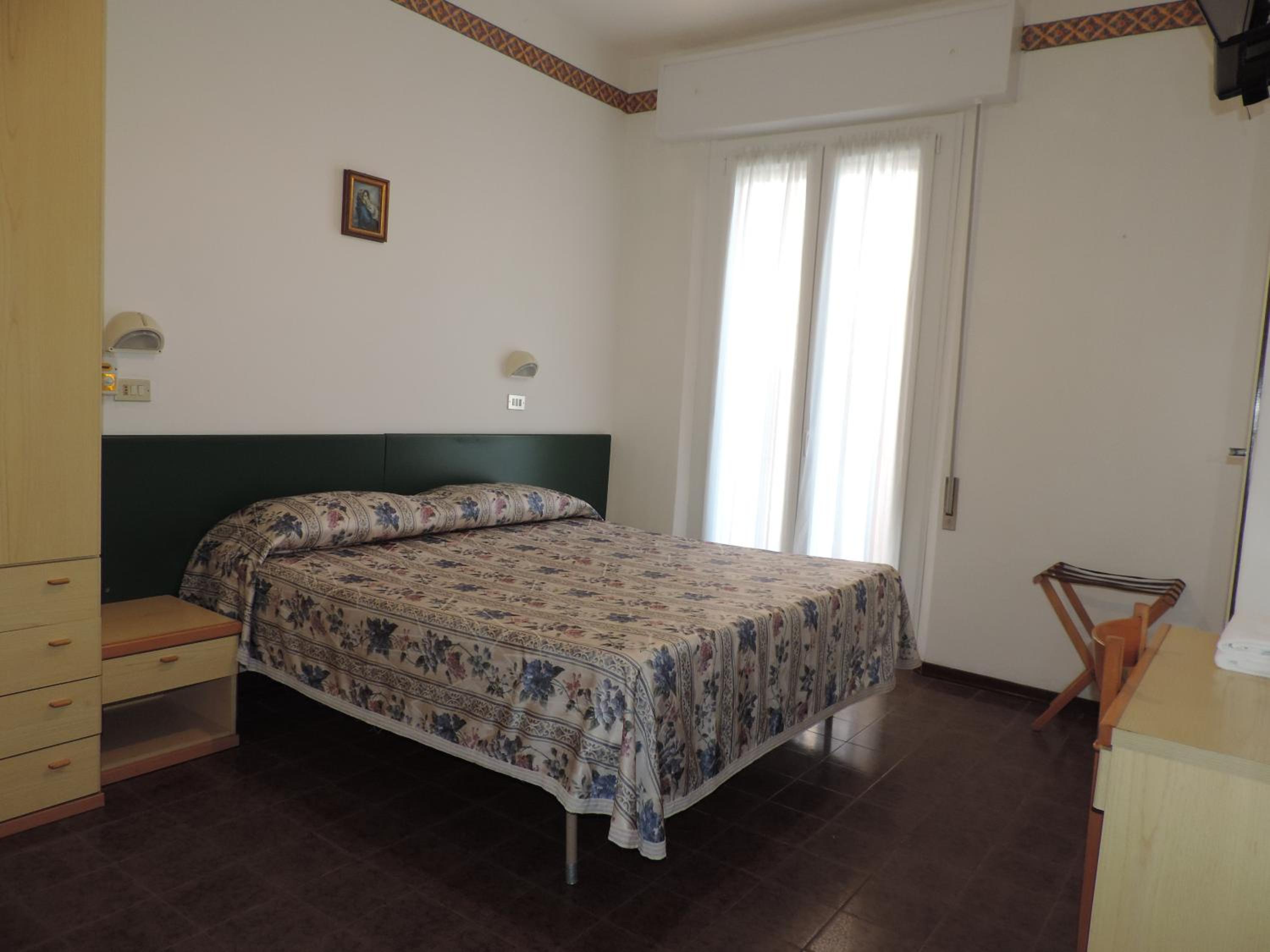 Double Room - Photo 3