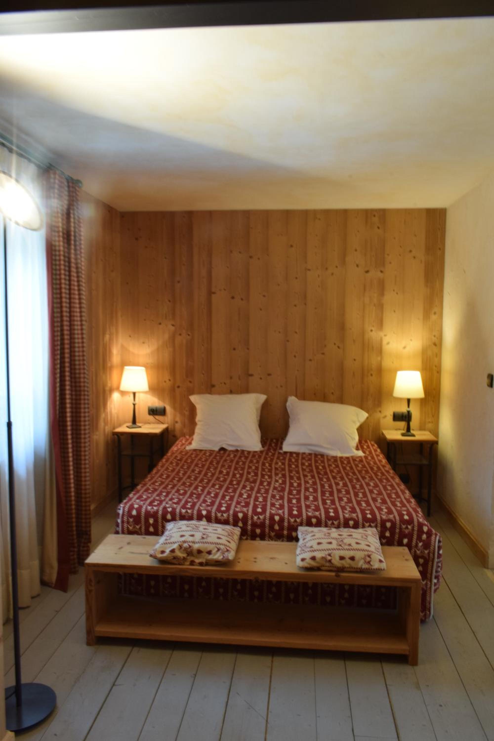 Comfort One-Bedroom Apartment (4 Adults)  photo 2