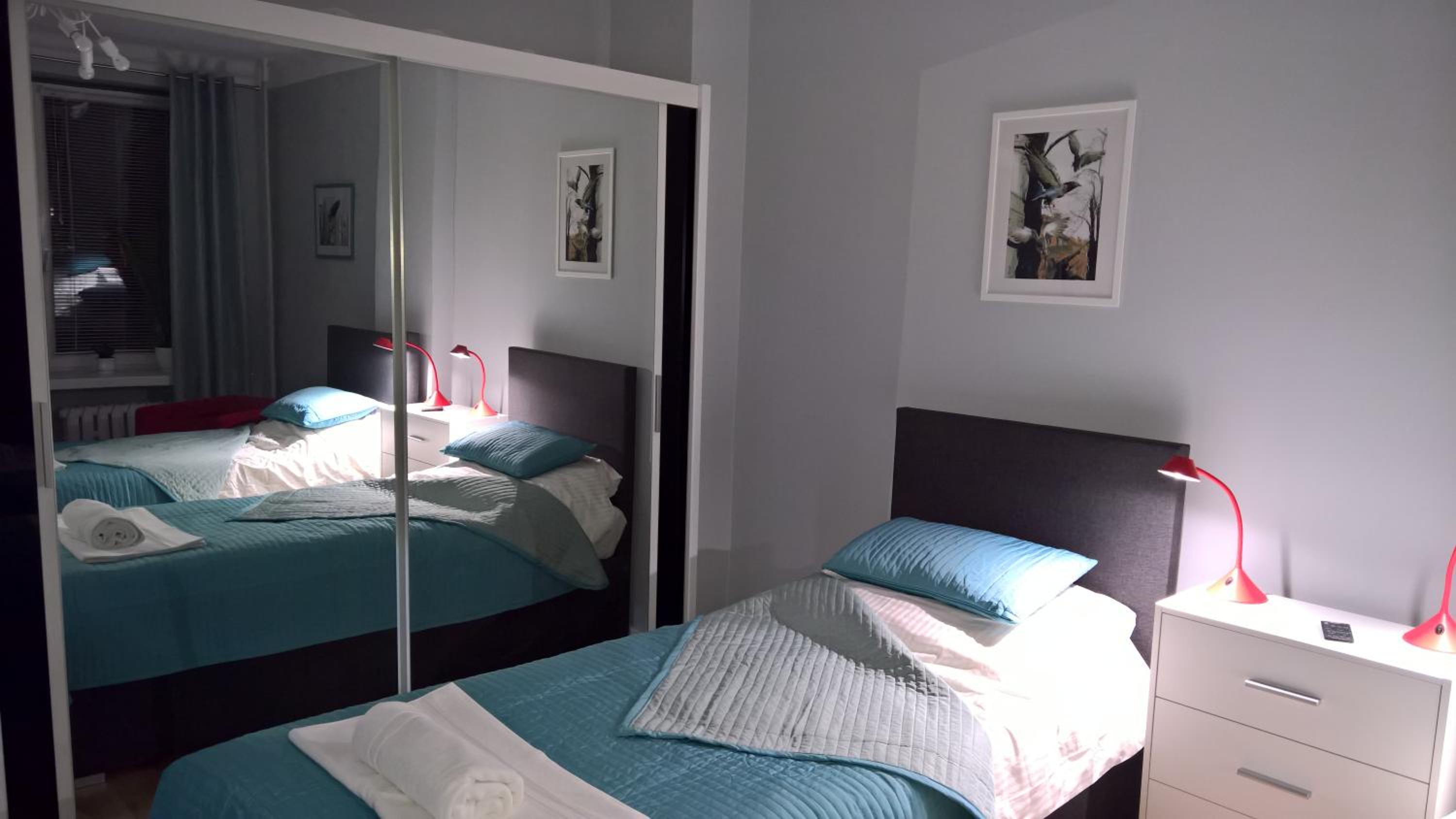 Two-Bedroom Apartment - Photo 2