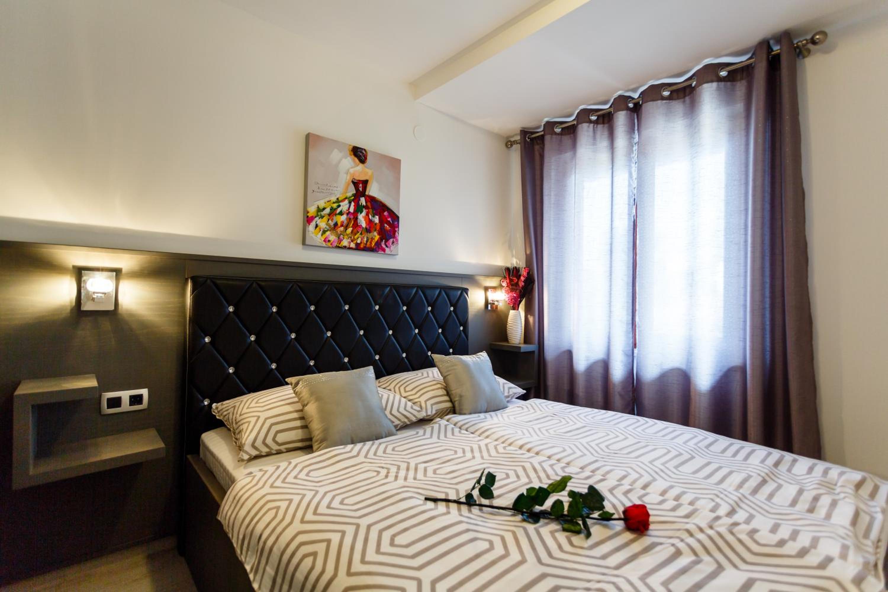 Comfort One-Bedroom Apartment with Terrace and Sea View - Ground Floor